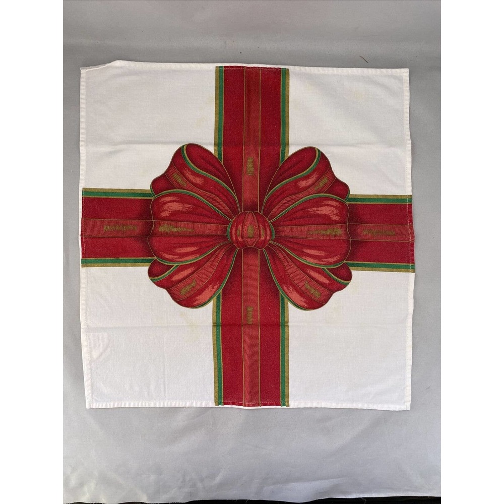 4 White with Red Christmas Bow Design Cloth Christmas Napkins 18"x18"